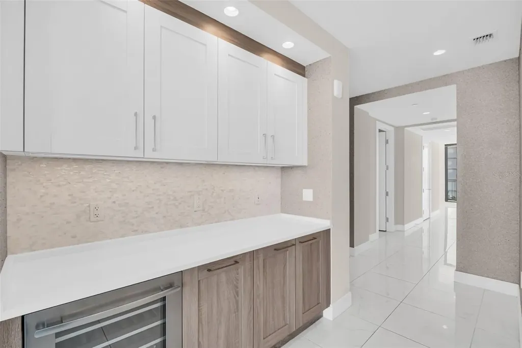 100 1st Avenue N St Petersburg FL 33701