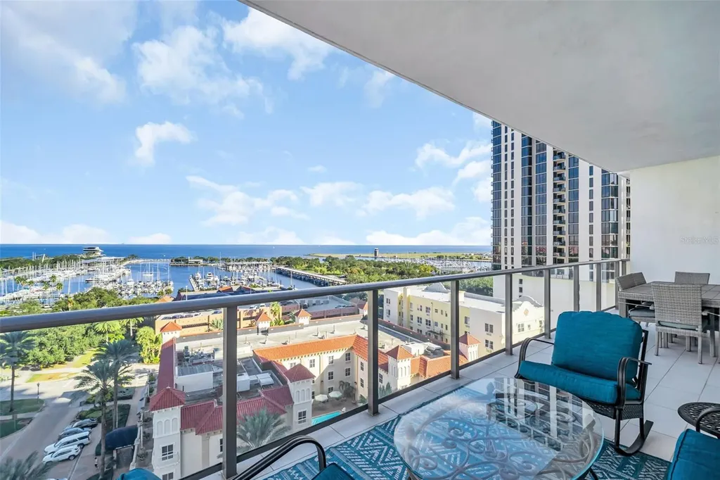 100 1st Avenue N St Petersburg FL 33701