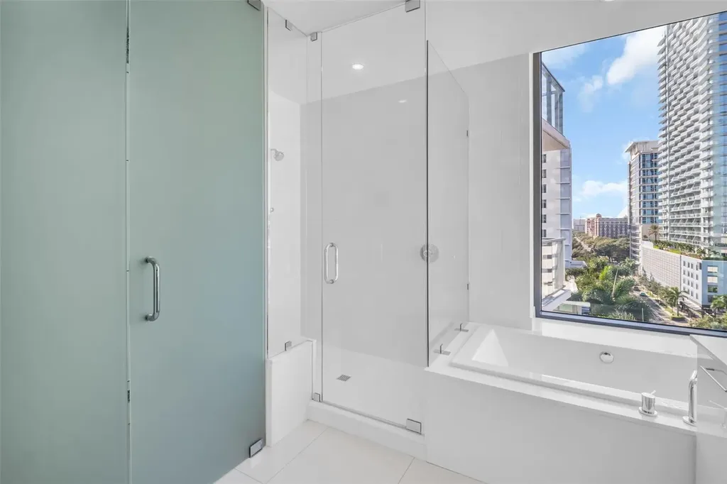 100 1st Avenue N St Petersburg FL 33701