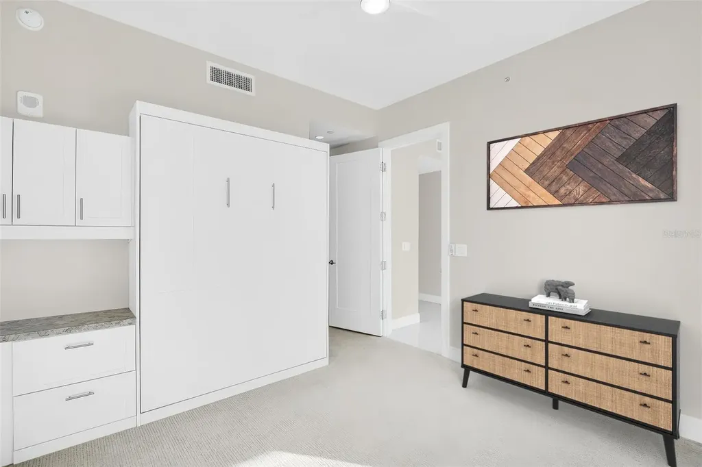 100 1st Avenue N St Petersburg FL 33701