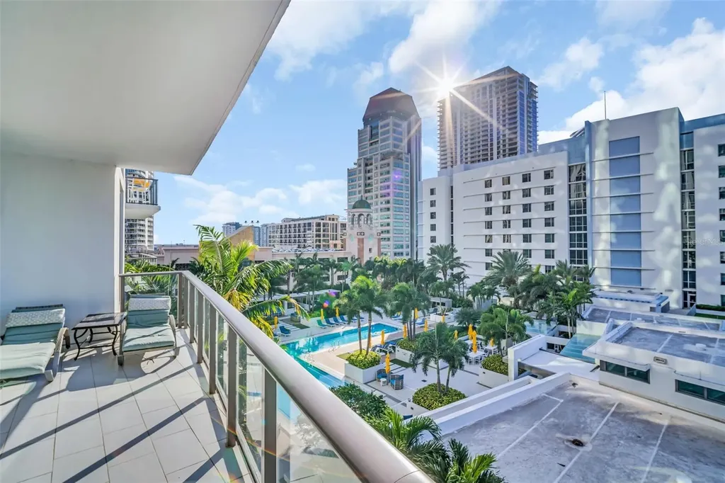 100 1st Avenue N St Petersburg FL 33701