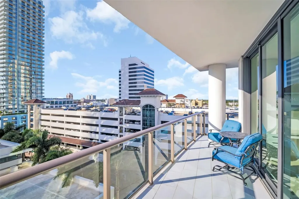 100 1st Avenue N St Petersburg FL 33701