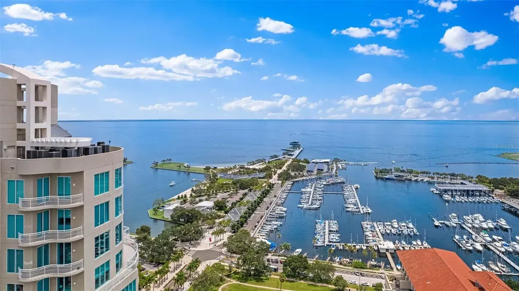 100 1st Avenue N St Petersburg FL 33701