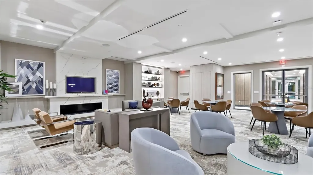 100 1st Avenue N St Petersburg FL 33701