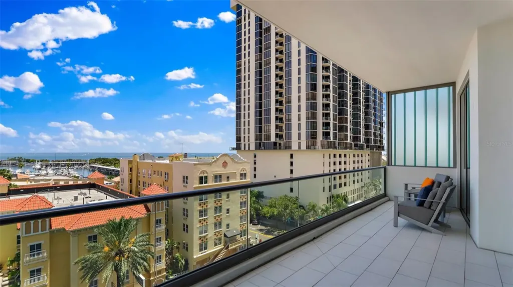 100 1st Avenue N St Petersburg FL 33701