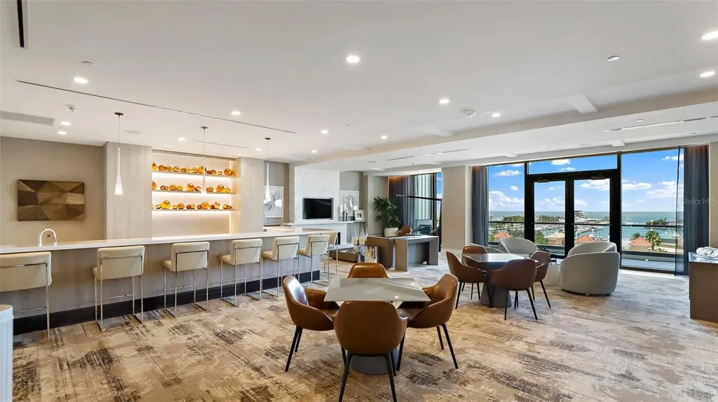 100 1st Avenue N St Petersburg FL 33701