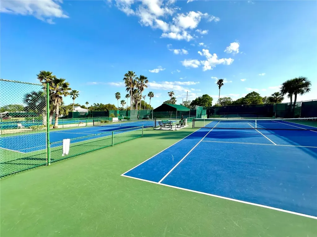 5454 Saddlebrook Way Wesley Chapel FL 33543