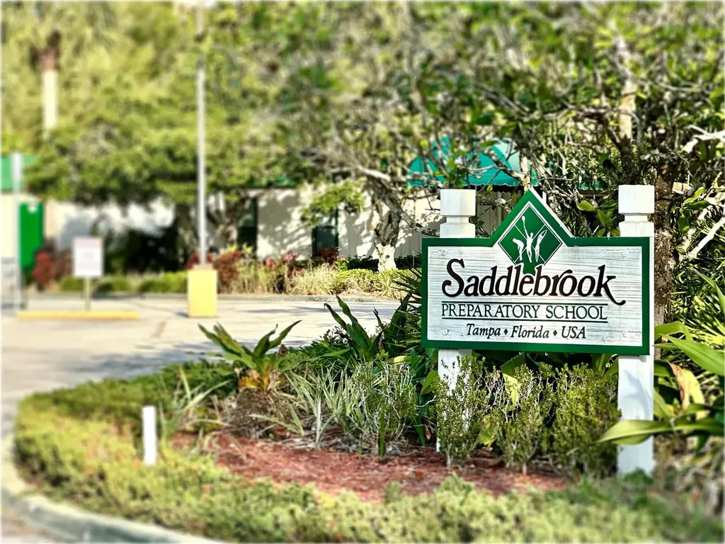 5454 Saddlebrook Way Wesley Chapel FL 33543