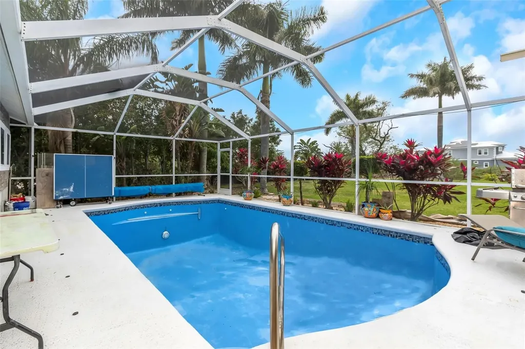 424 Island Cay Way Apollo Beach FL 33572