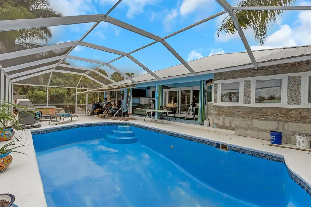424 Island Cay Way Apollo Beach FL 33572