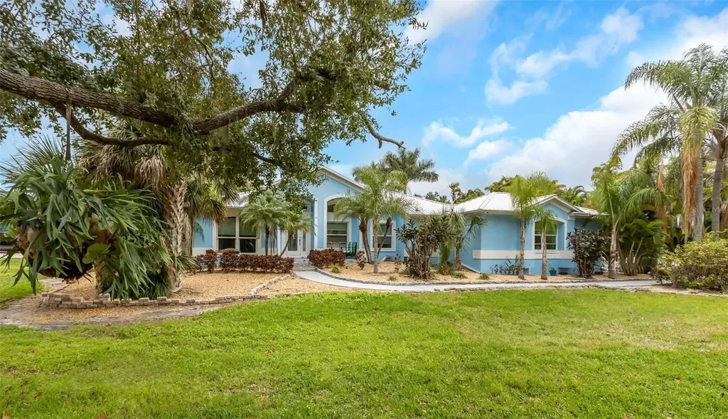 424 Island Cay Way Apollo Beach FL 33572
