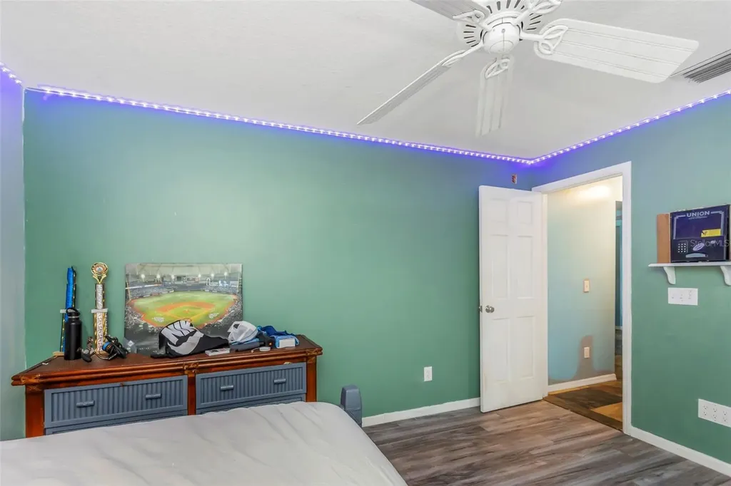 424 Island Cay Way Apollo Beach FL 33572