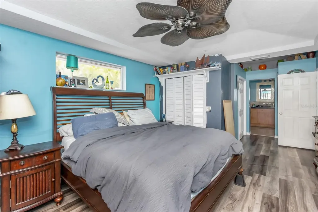 424 Island Cay Way Apollo Beach FL 33572