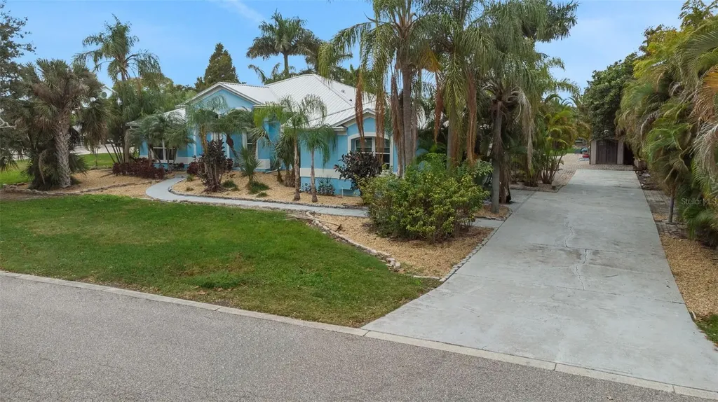424 Island Cay Way Apollo Beach FL 33572