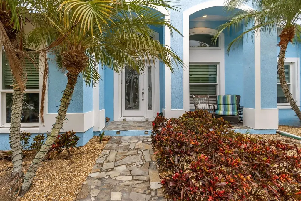 424 Island Cay Way Apollo Beach FL 33572