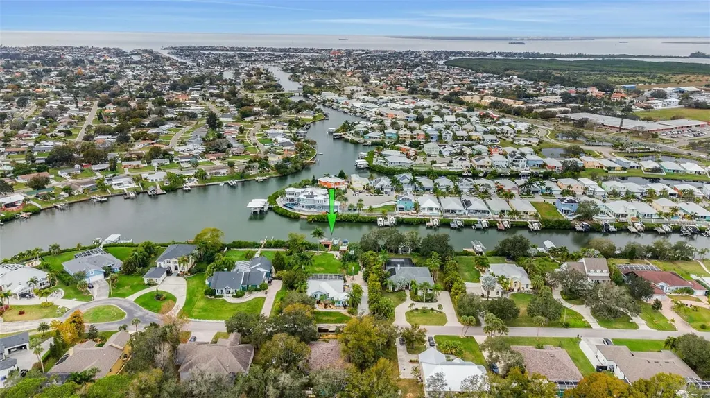 424 Island Cay Way Apollo Beach FL 33572