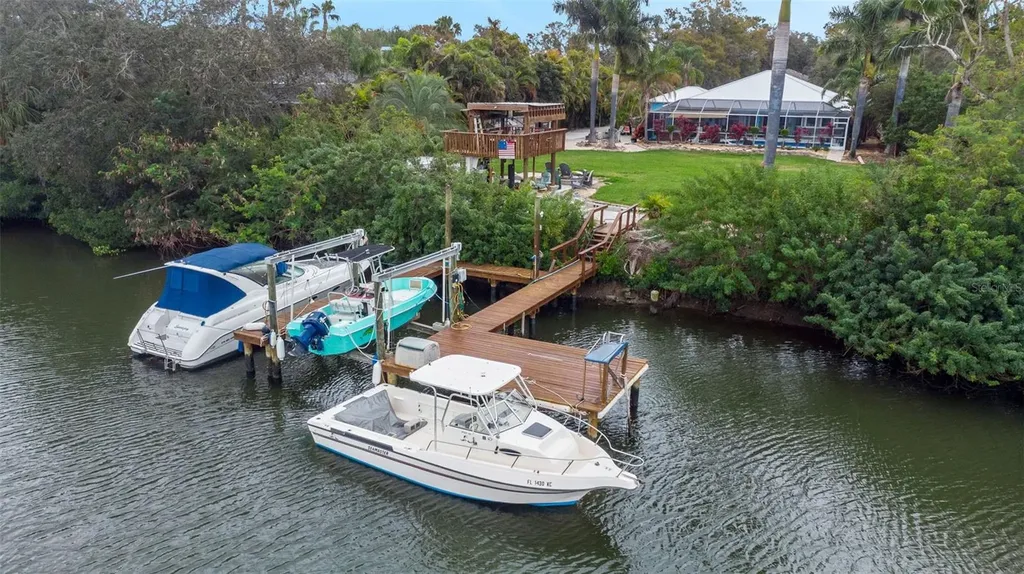 424 Island Cay Way Apollo Beach FL 33572