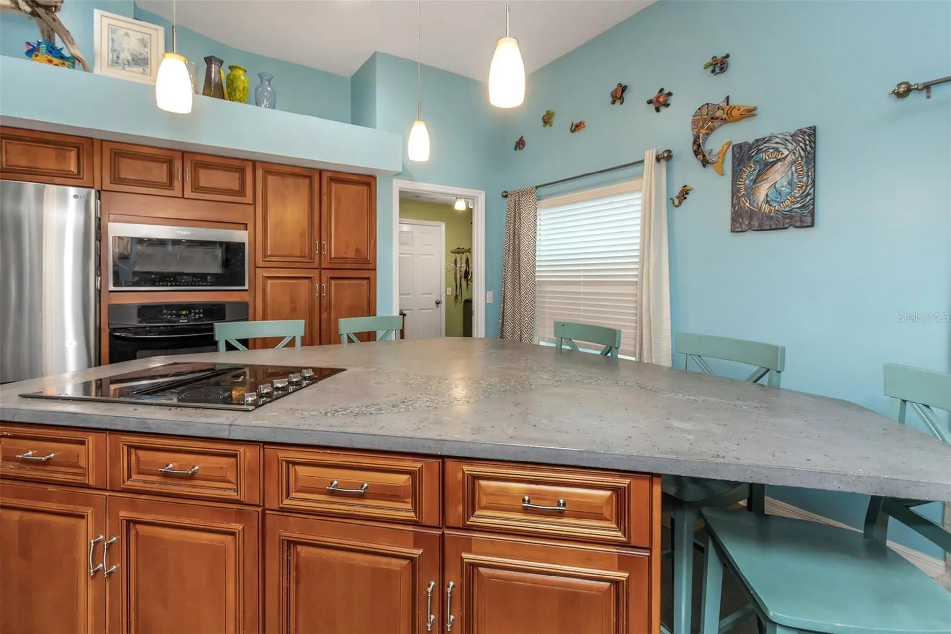 424 Island Cay Way Apollo Beach FL 33572