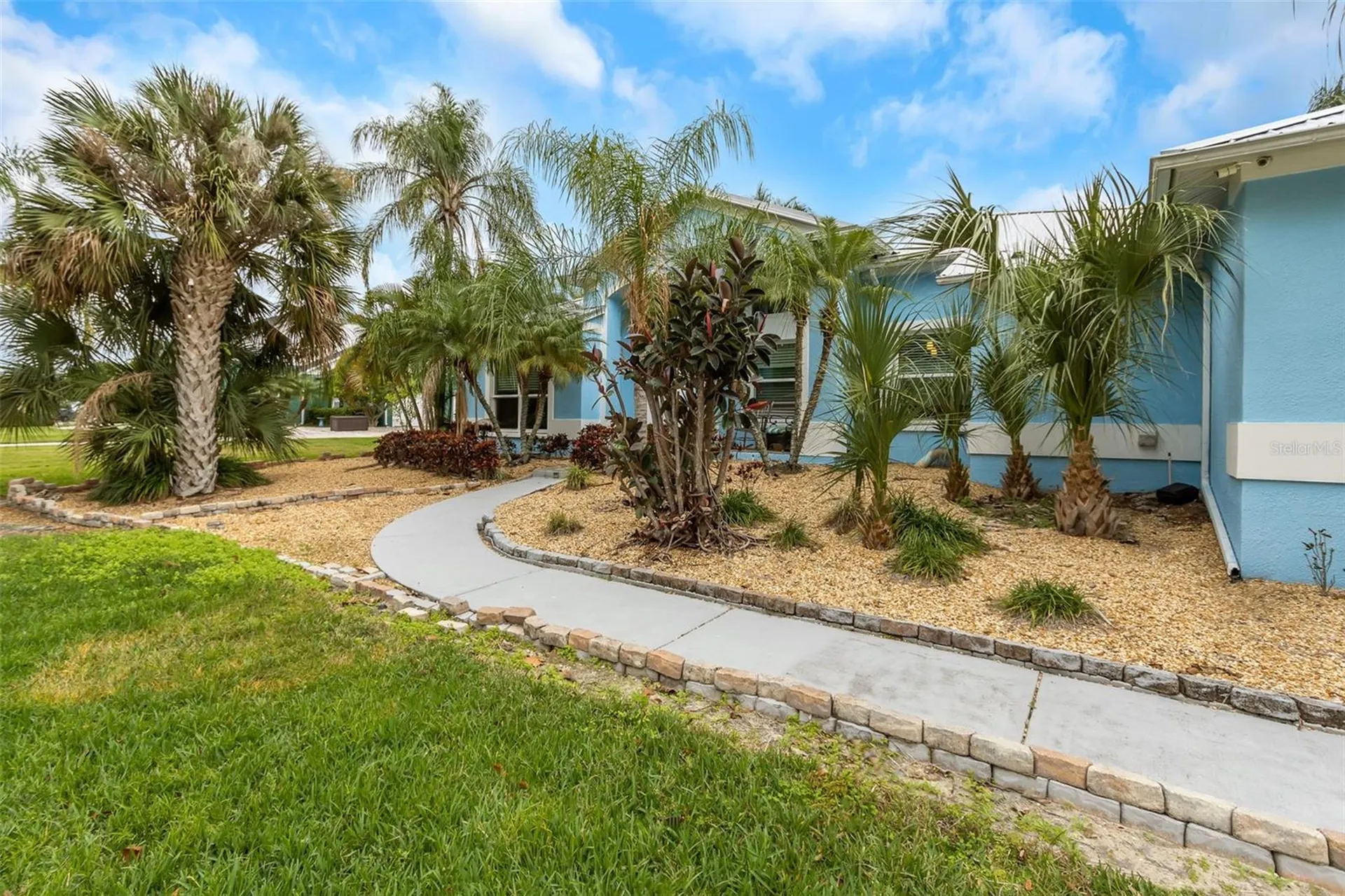 424 Island Cay Way Apollo Beach FL 33572