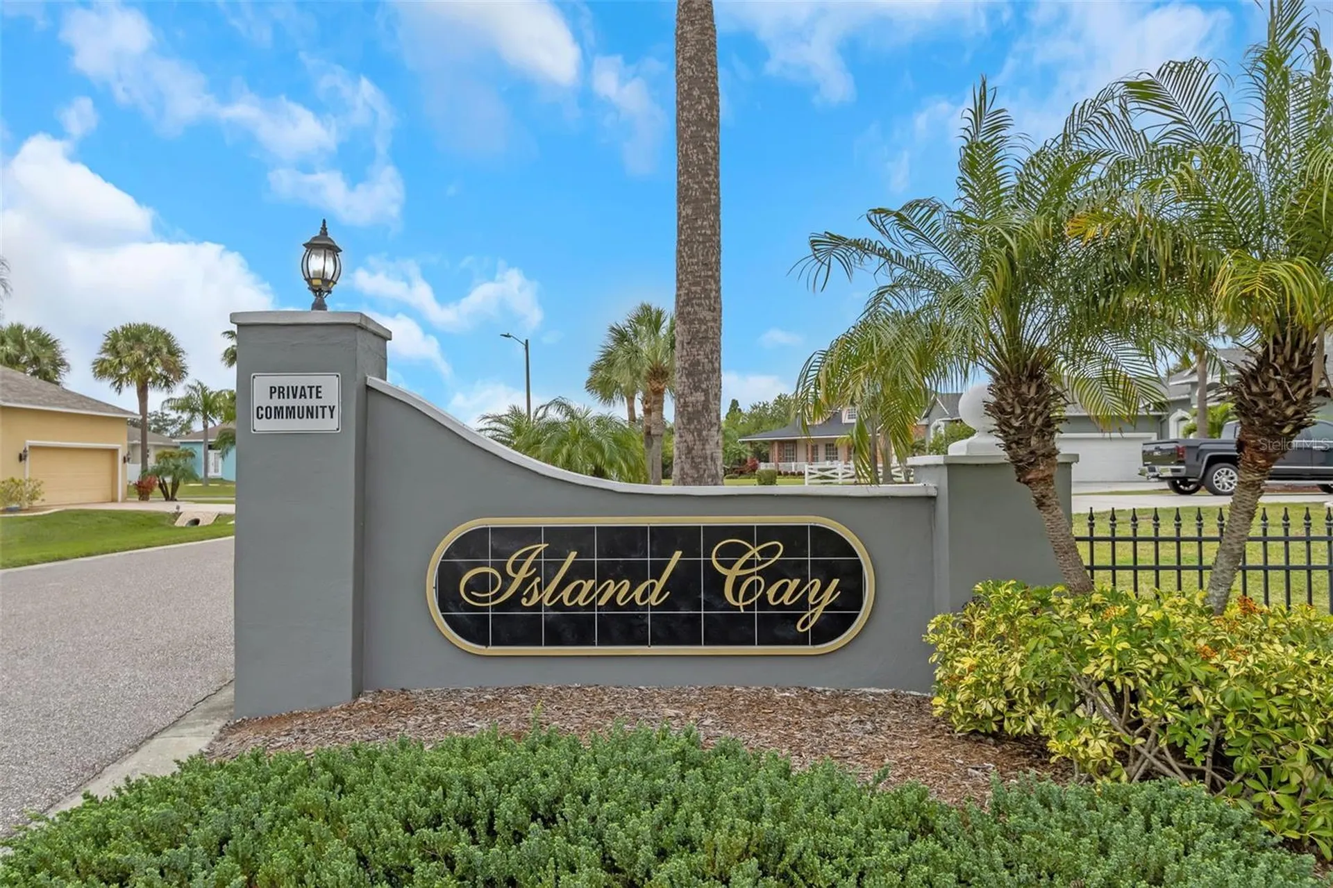 424 Island Cay Way Apollo Beach FL 33572