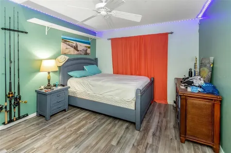 424 Island Cay Way Apollo Beach FL 33572