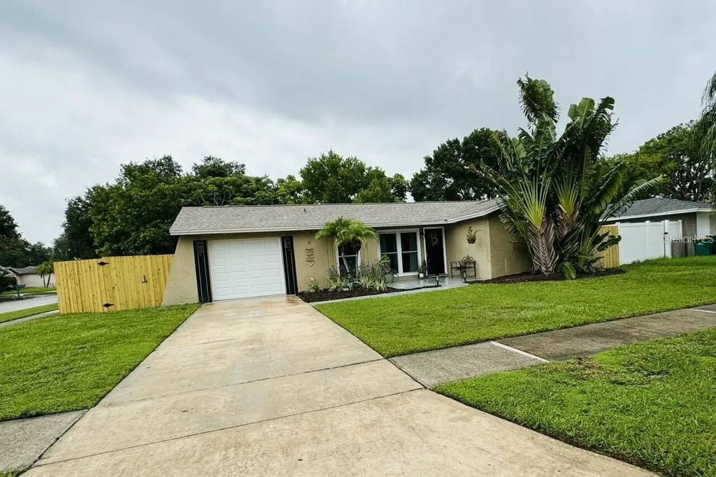 11928 Mandarin Court Seminole FL 33772