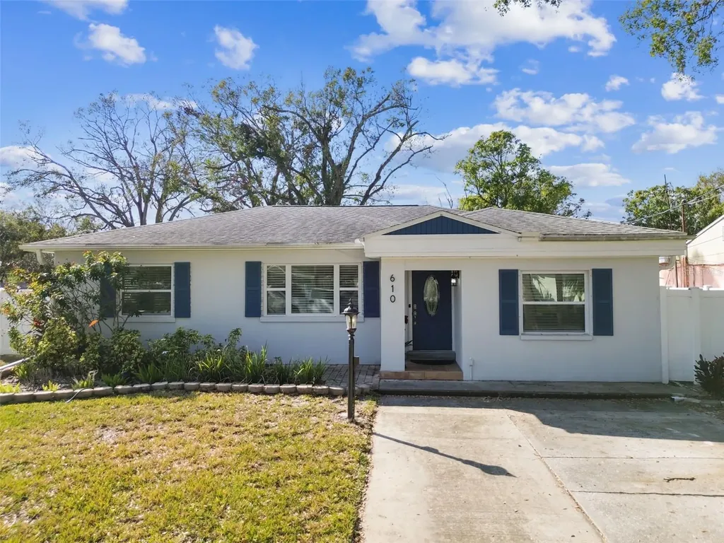 610 N Woodlynne Avenue Tampa FL 33609