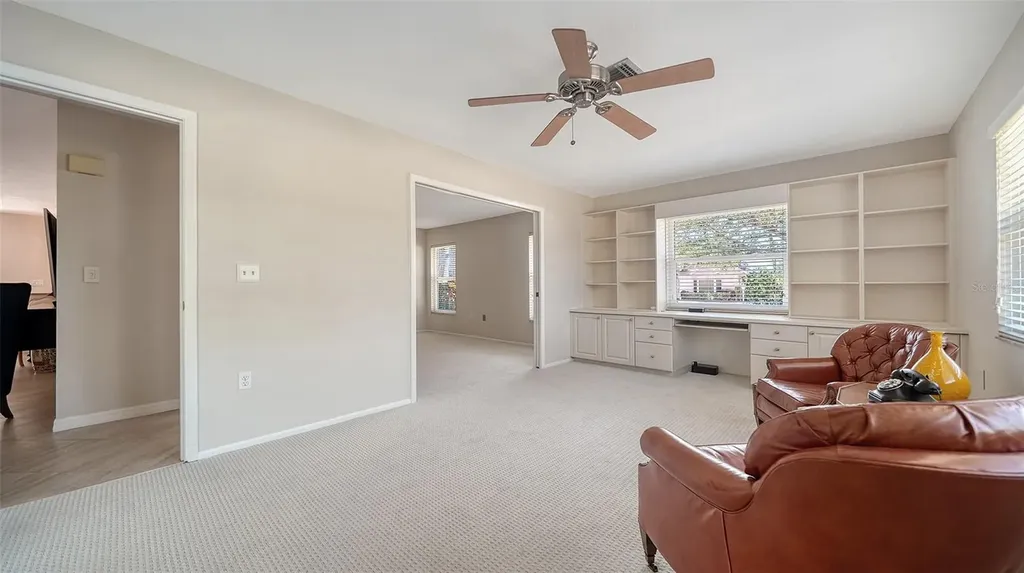 5458 Golf Pointe Drive Sarasota FL 34243