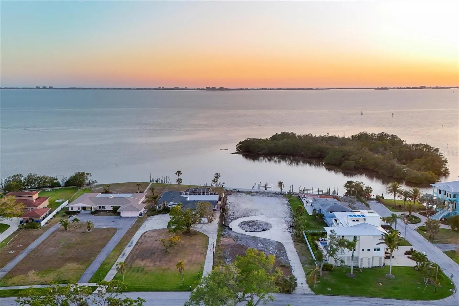 7314 Westmoreland Drive Sarasota FL 34243