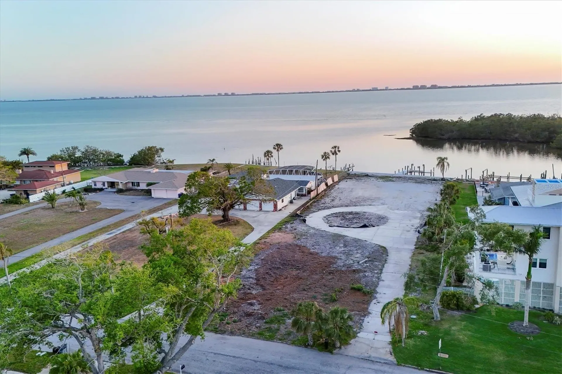 7314 Westmoreland Drive Sarasota FL 34243