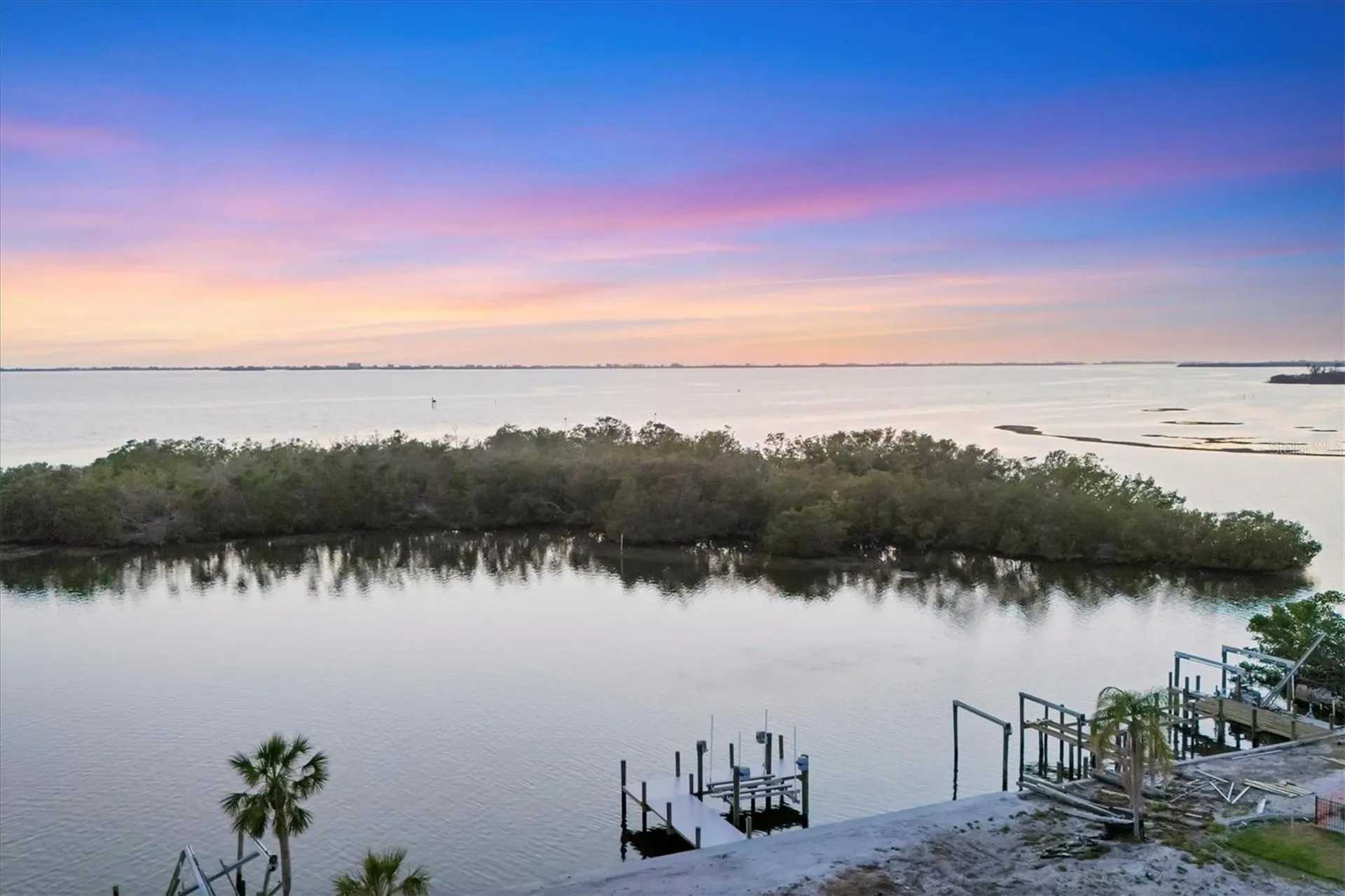 7314 Westmoreland Drive Sarasota FL 34243