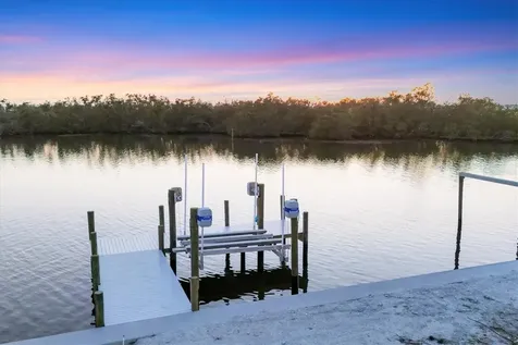 7314 Westmoreland Drive Sarasota FL 34243