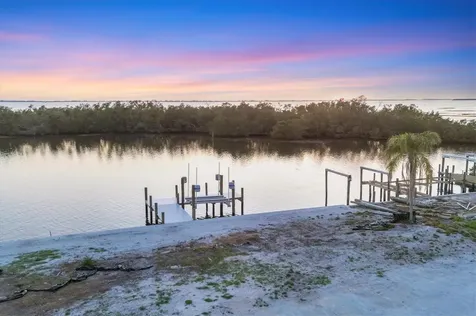 7314 Westmoreland Drive Sarasota FL 34243