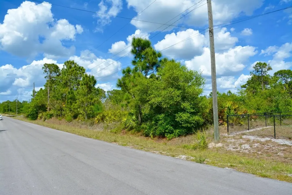 1510 Pine Avenue Lehigh Acres FL 33972