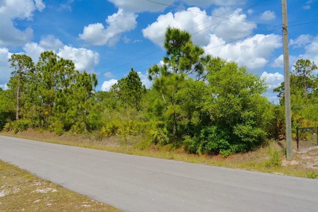 1510 Pine Avenue Lehigh Acres FL 33972