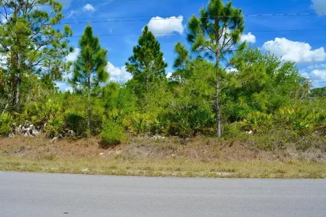 1510 Pine Avenue Lehigh Acres FL 33972