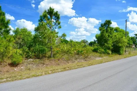 1510 Pine Avenue Lehigh Acres FL 33972