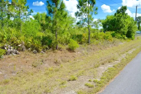 1510 Pine Avenue Lehigh Acres FL 33972