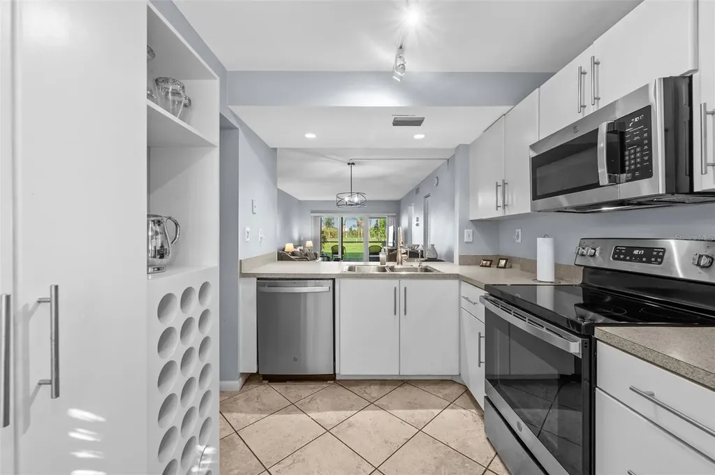 6269 Palma Del Mar Boulevard S St Petersburg FL 33715
