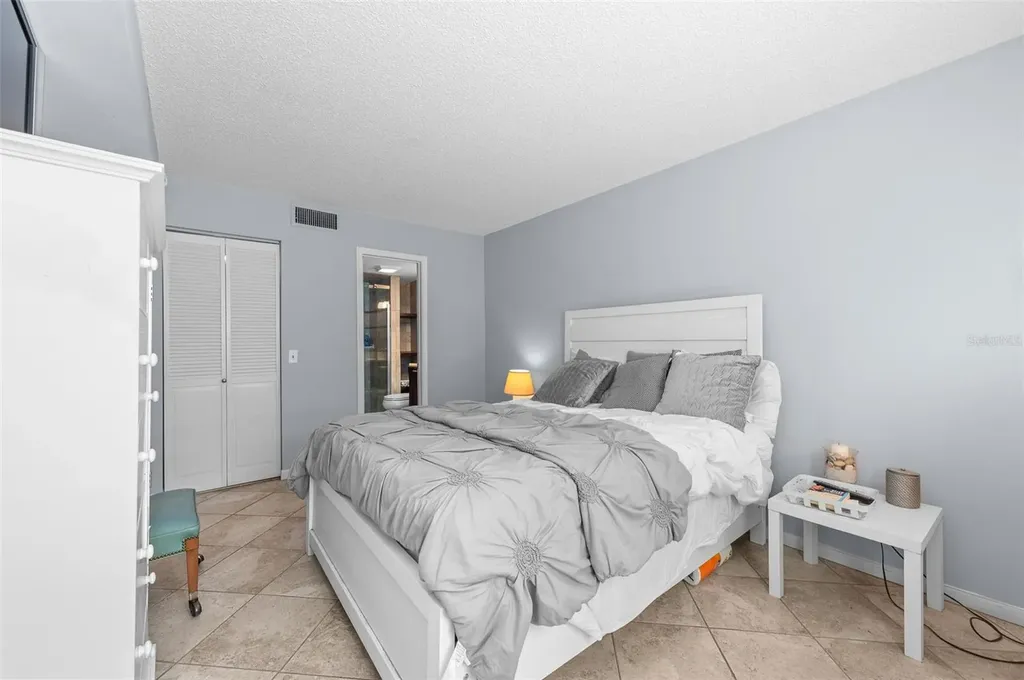 6269 Palma Del Mar Boulevard S St Petersburg FL 33715