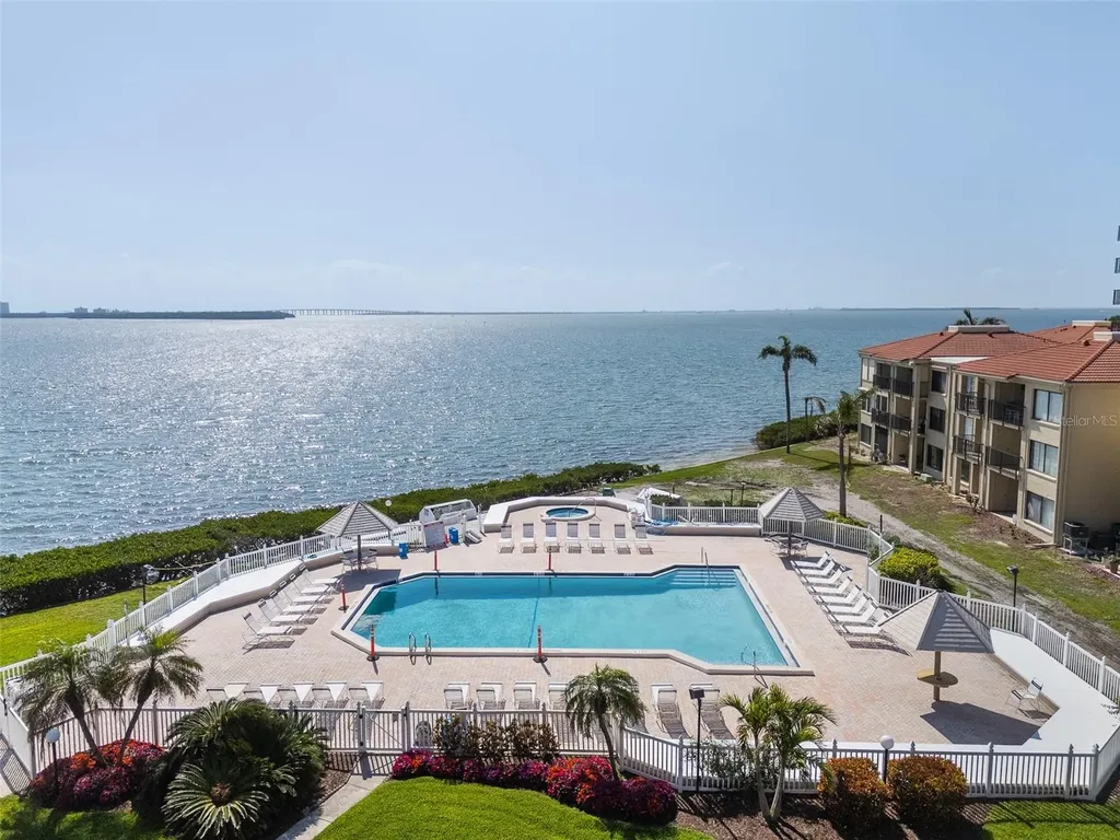 6269 Palma Del Mar Boulevard S St Petersburg FL 33715
