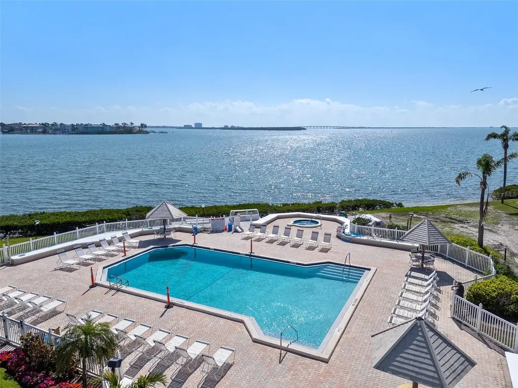 6269 Palma Del Mar Boulevard S St Petersburg FL 33715