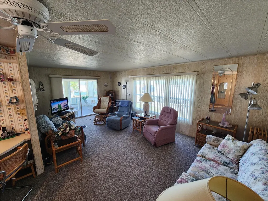 808 53rd Avenue E Bradenton FL 34203