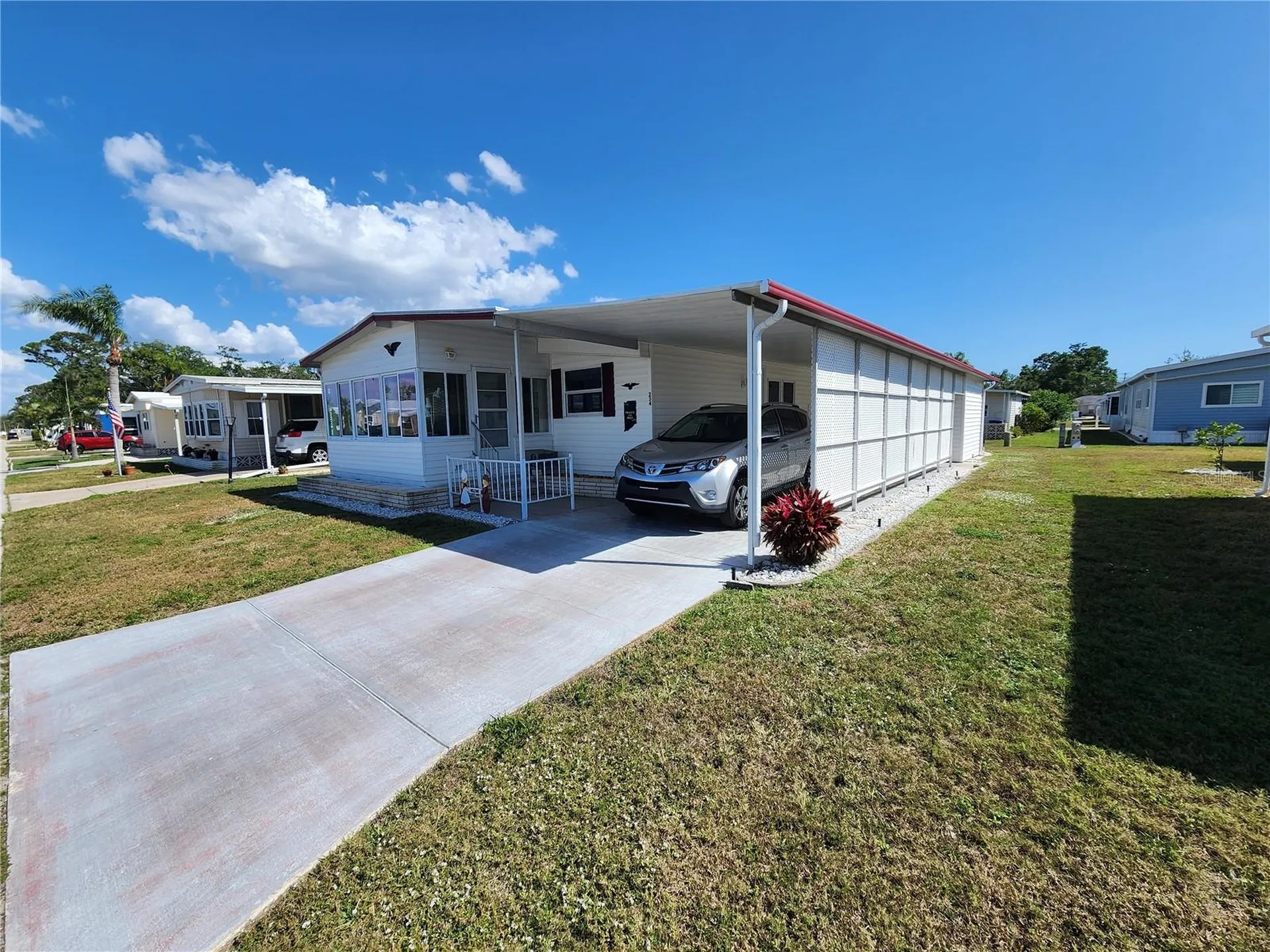 808 53rd Avenue E Bradenton FL 34203
