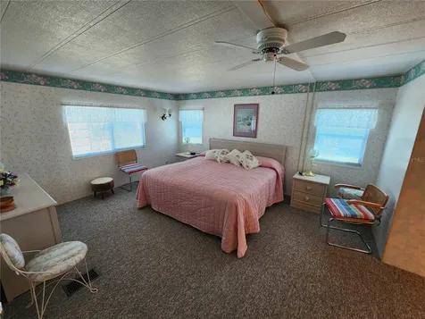808 53rd Avenue E Bradenton FL 34203