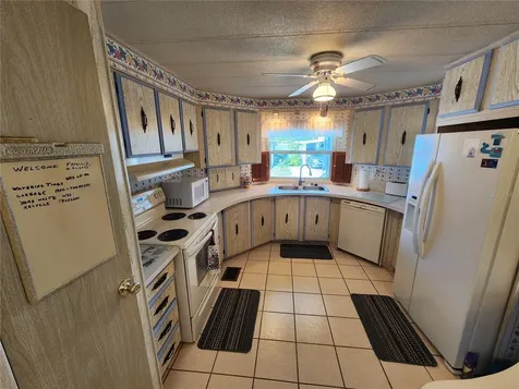 808 53rd Avenue E Bradenton FL 34203