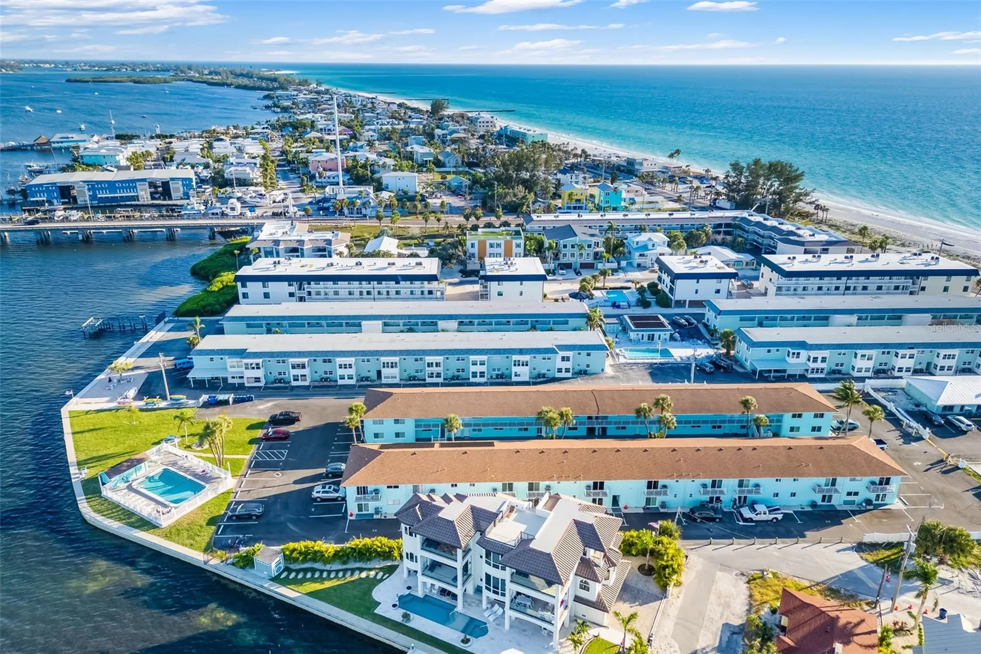 117 7th Street N Bradenton Beach FL 34217