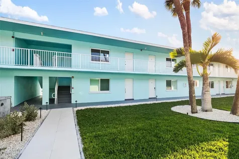 117 7th Street N Bradenton Beach FL 34217