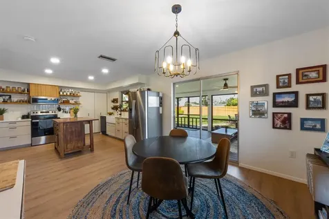 5704 2nd Avenue Drive NW Bradenton FL 34209
