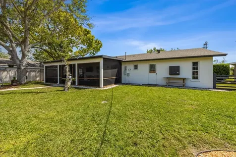 5704 2nd Avenue Drive NW Bradenton FL 34209